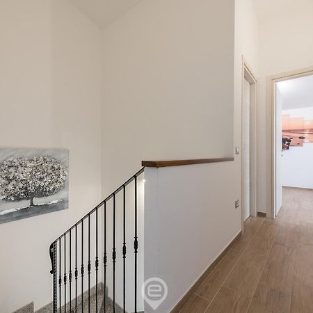 Villa Monica - Suites Іглесіас Екстер'єр фото