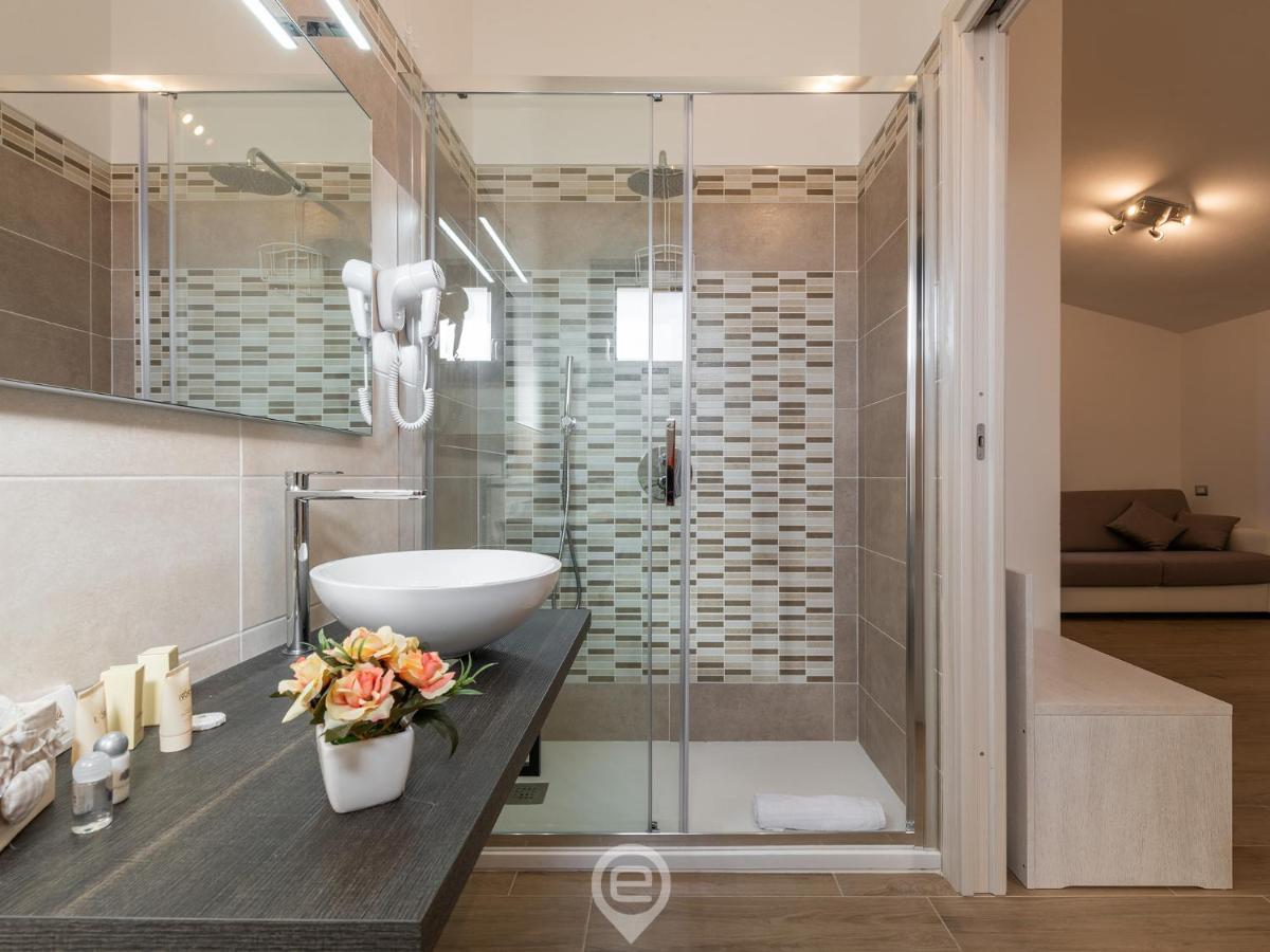 Villa Monica - Suites Іглесіас Екстер'єр фото
