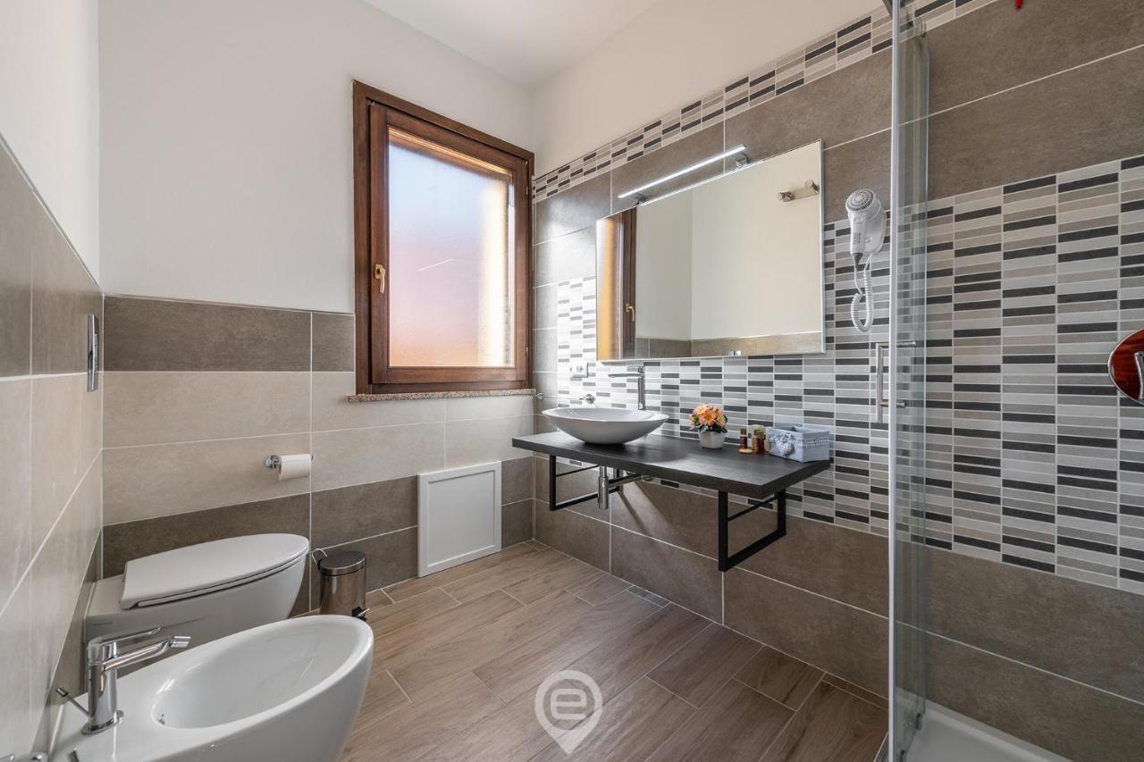 Villa Monica - Suites Іглесіас Екстер'єр фото